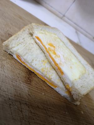 电饼铛土司煎蛋（三明治）的做法 步骤7