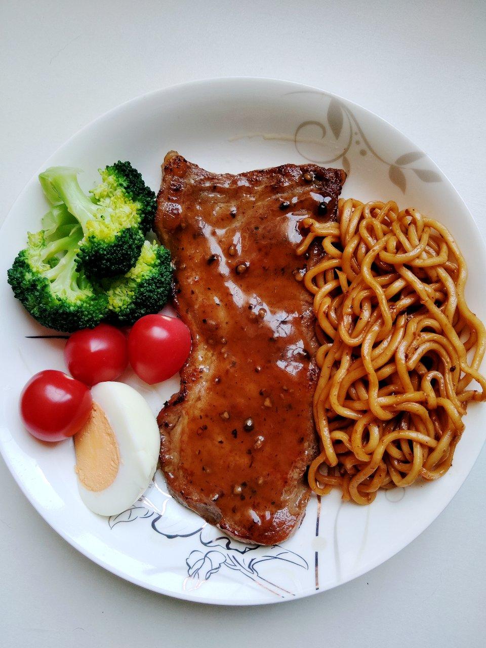 黑椒牛排