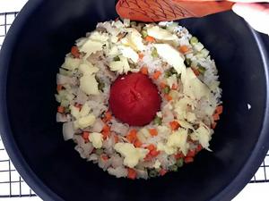 宝宝辅食：一只番茄饭（改良版）— 番茄的酸甜，芝士的奶香，层层包裹着软糯的米饭！12M+的做法 步骤10