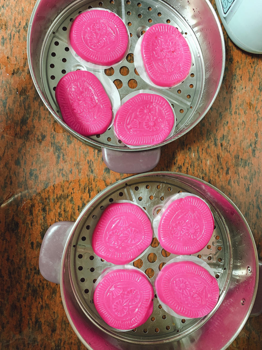 客家流传百年的美食~红粄里