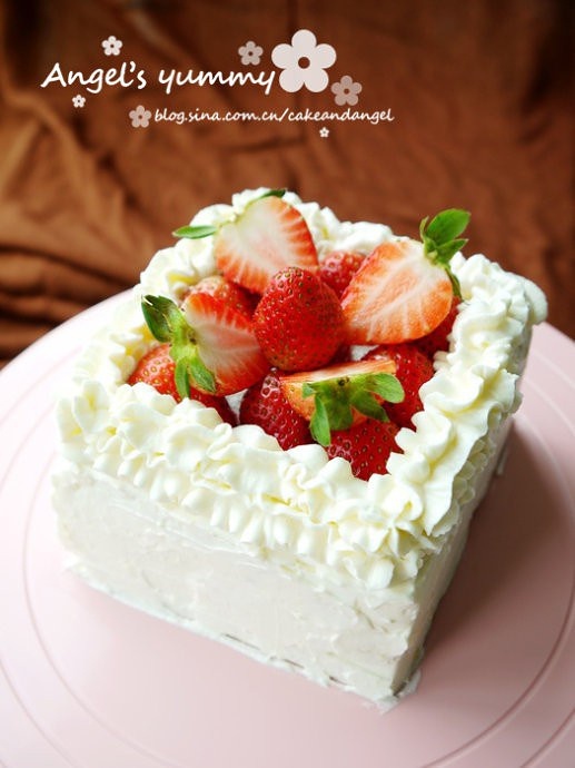 鲜奶油草莓蛋糕的做法