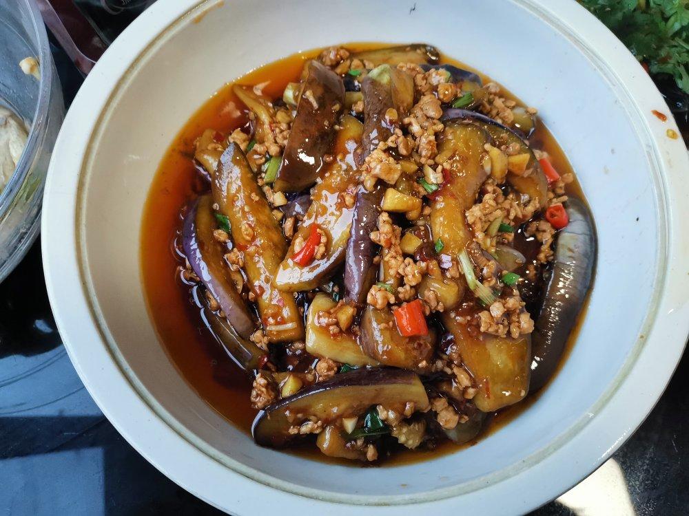 开胃下饭菜！巨简单的家常鱼香茄子煲