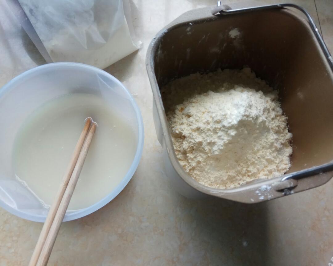 纯奶手撕吐司的做法 步骤1