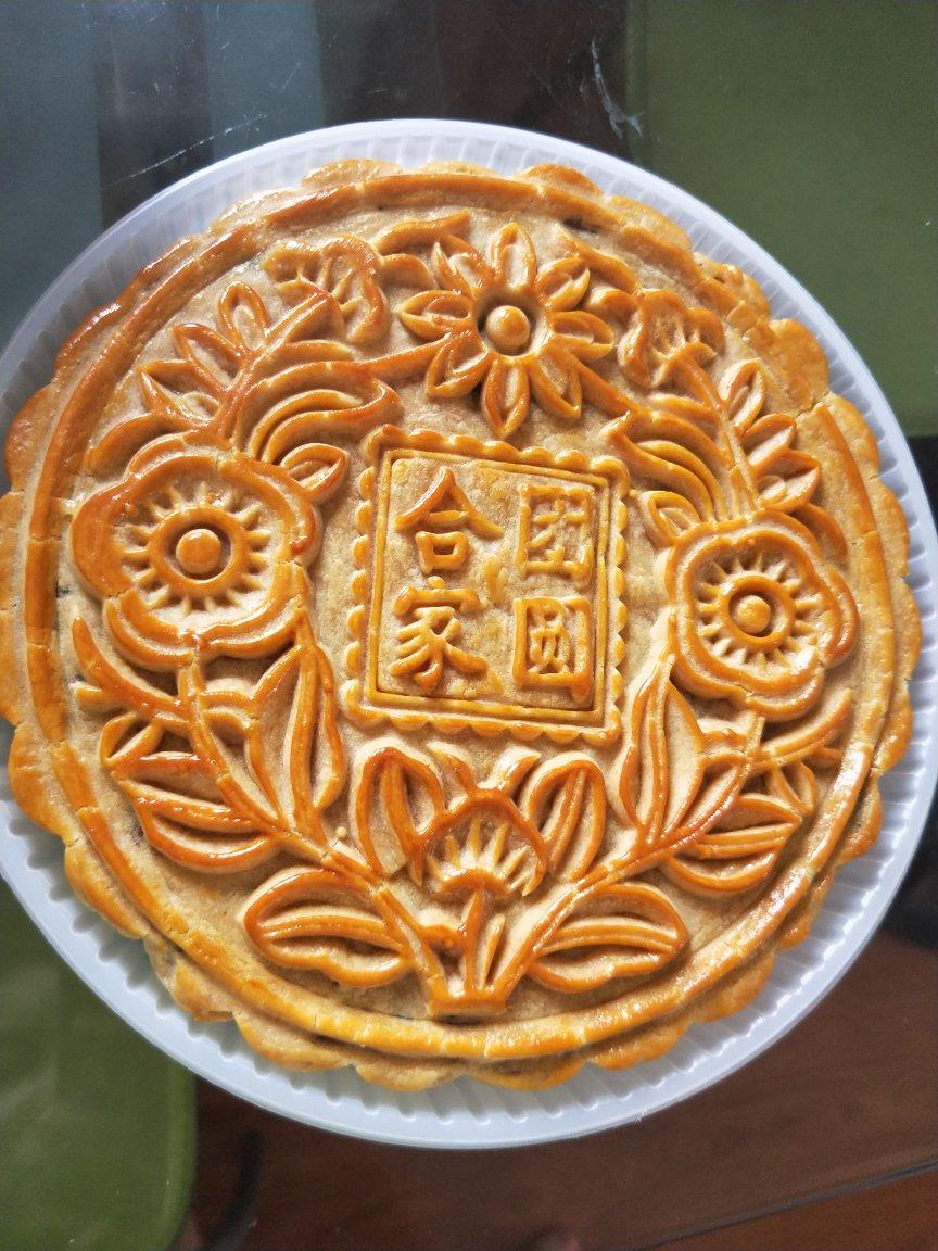 花好月圆广式莲蓉蛋黄月饼（250克大月饼）