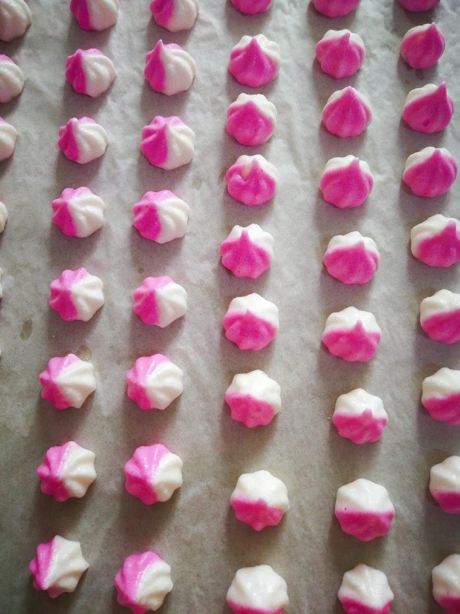 迷人的火龙果溶豆酸奶溶豆宝宝辅食