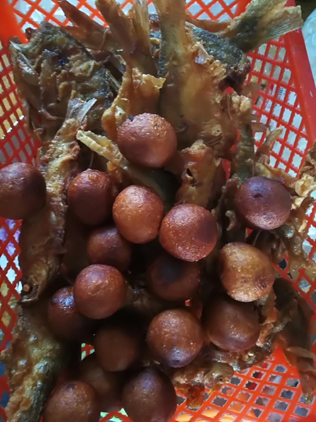 妈妈教炸的红薯丸子