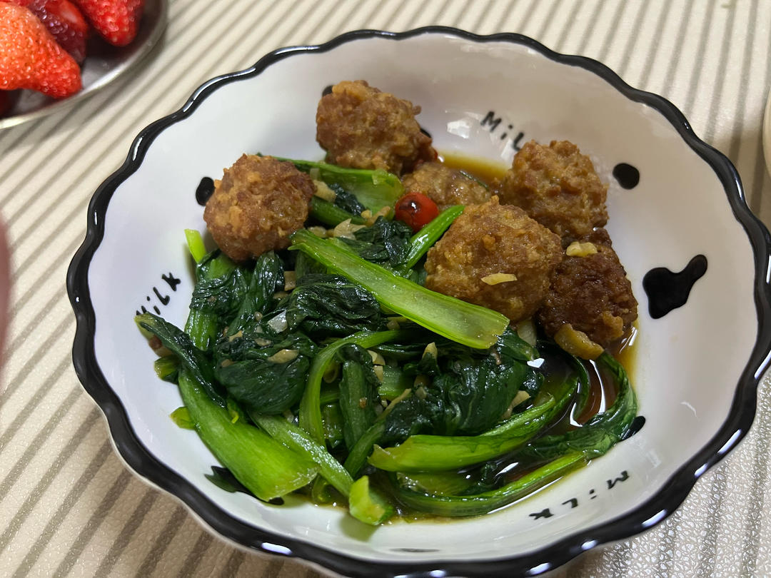 炝炒小白菜（脆爽）