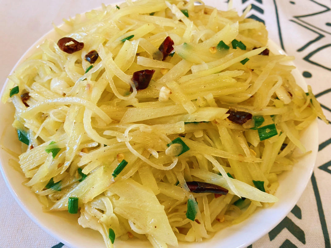 清炒土豆丝(巨简单，巨好吃)