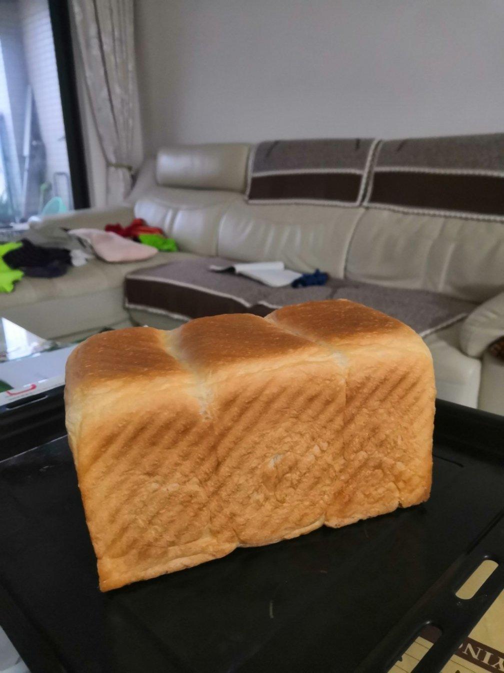 《Tinrry+》软绵绵的白吐司