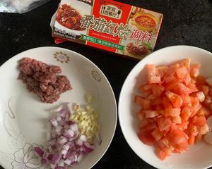🍝好侍浓郁番茄肉酱意面🍝的做法 步骤1