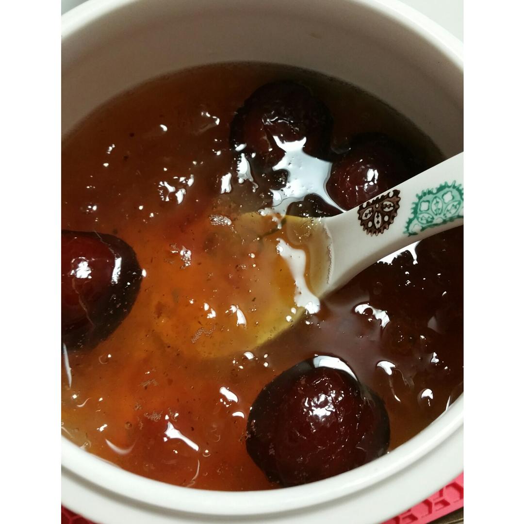 百合81做的桃胶甜汤