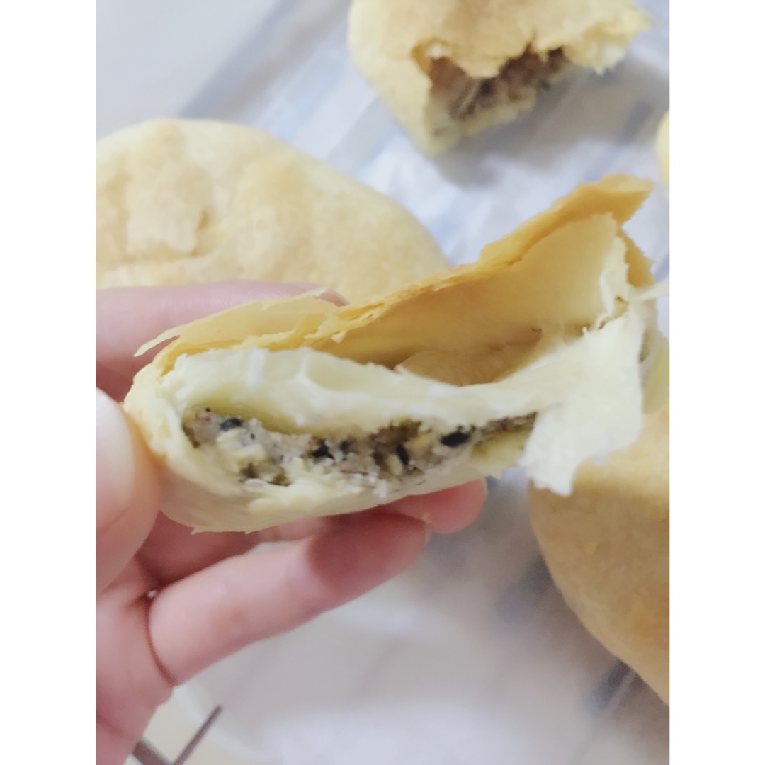 椒盐酥饼（自制椒盐芝麻馅）