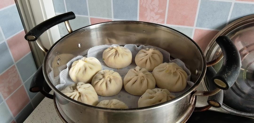 西葫芦虾仁蒸饺