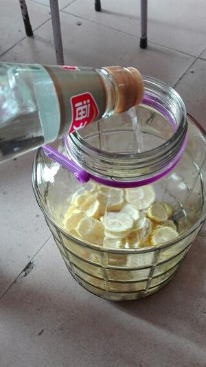 白米醋泡柠檬的做法 步骤3