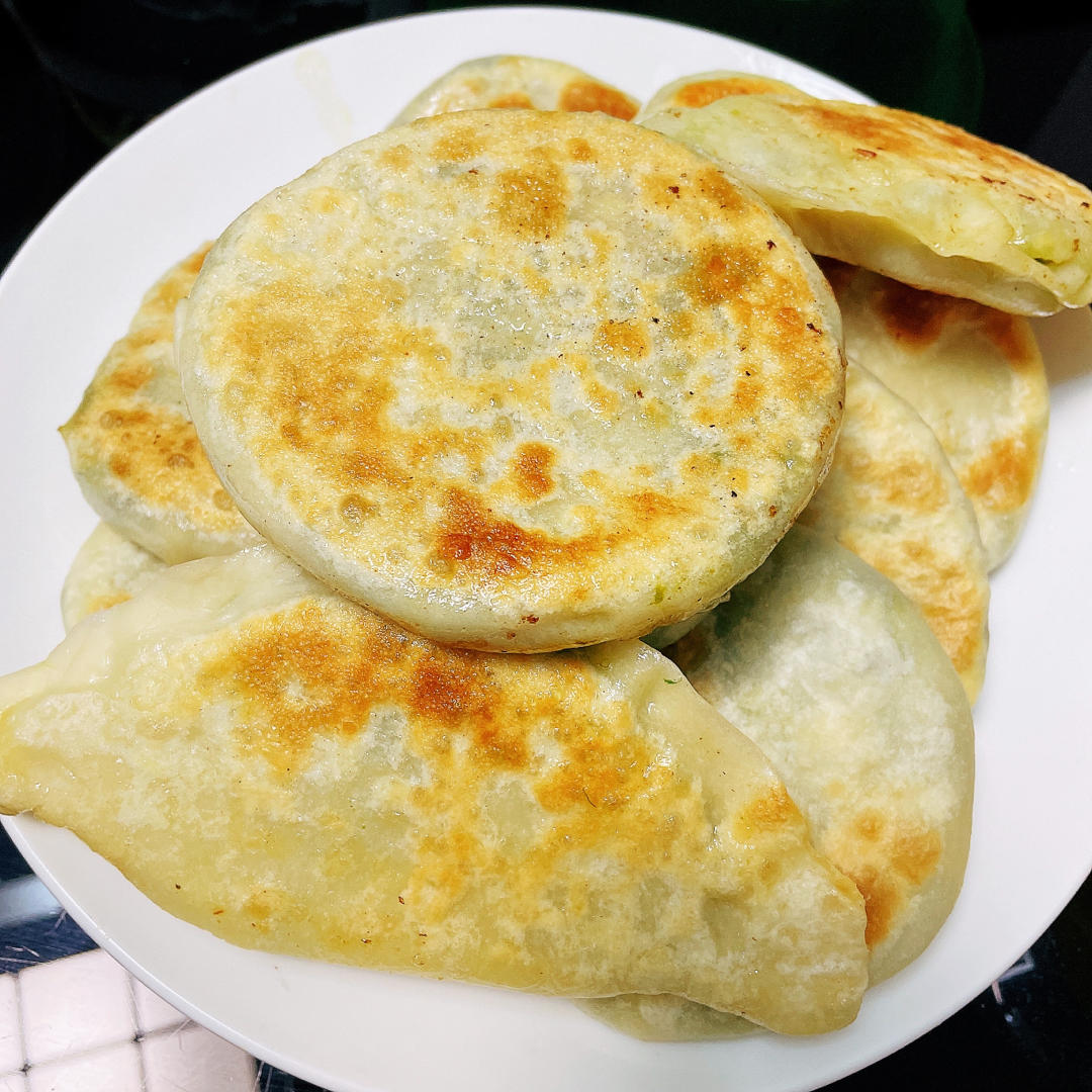 家常素三鲜馅饼 薄皮大馅 凉了也不硬 附细节视频详解