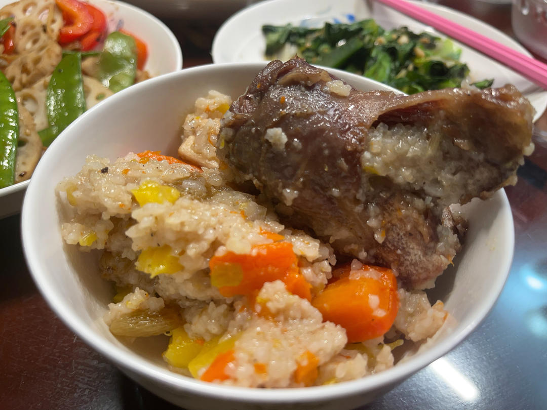 新疆羊排抓饭（出锅后米粒分明的秘密）