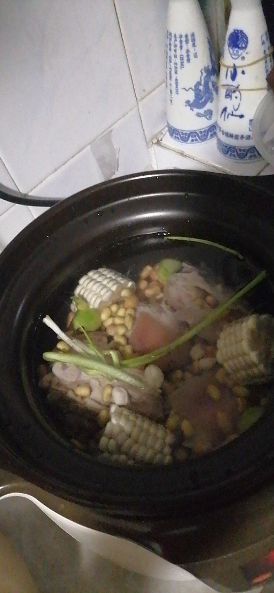 芋头花生猪脚汤【曼食慢语】