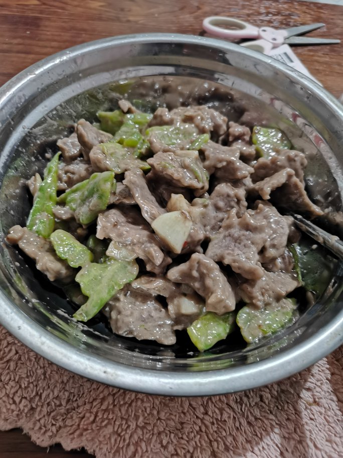 牛肉炒苦瓜（附苦瓜的处理方法）