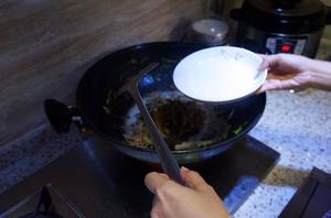 野山椒炒牛肉丝的做法 步骤11