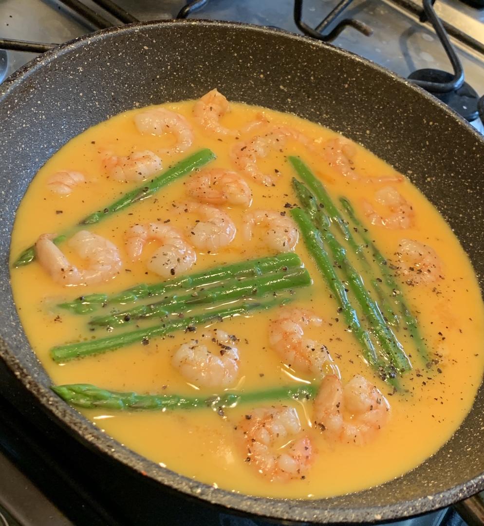 芦笋虾仁抱蛋