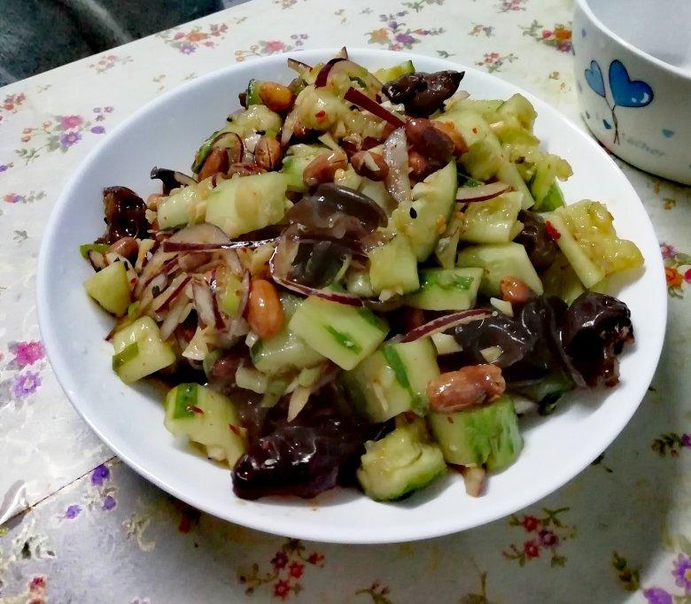 凉拌黄瓜