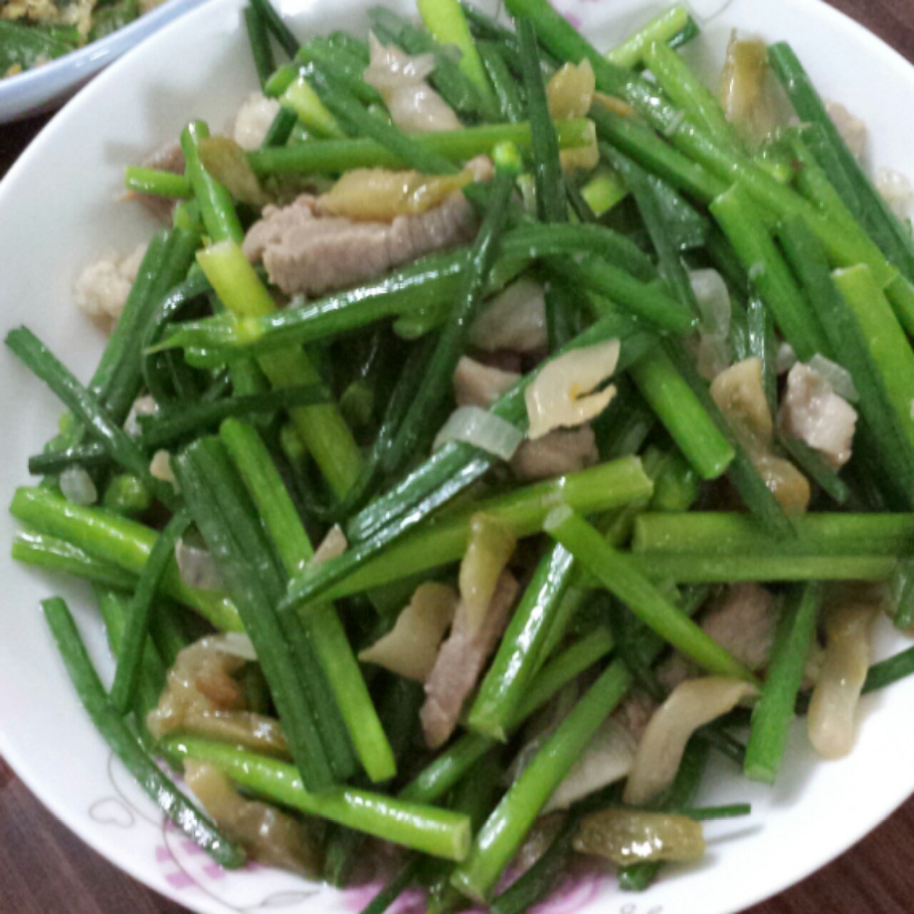 韭菜花炒肉丝