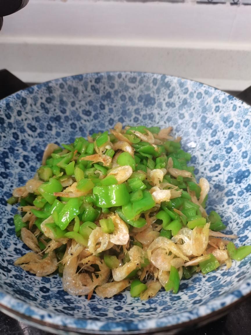 最简单的下饭菜辣椒炒虾皮