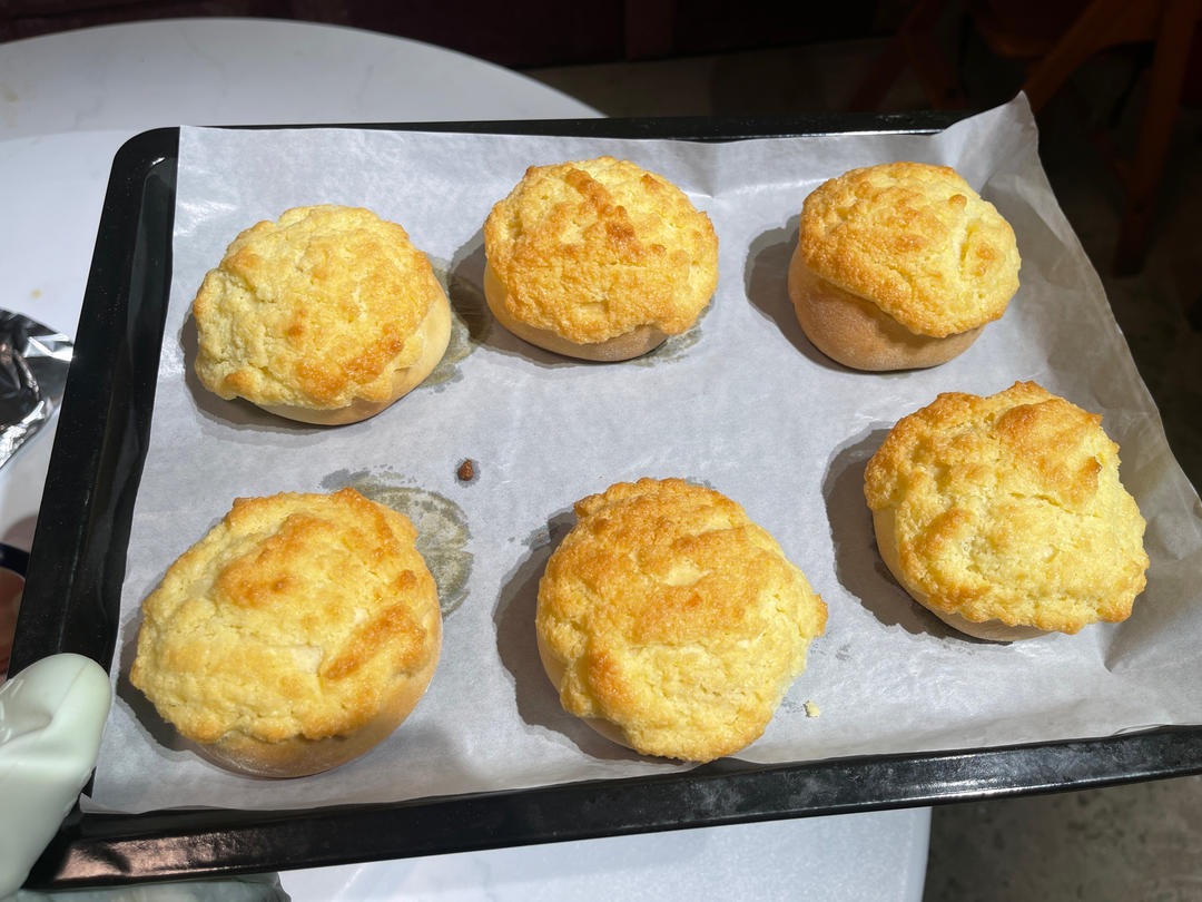 一次发酵同样松软的椰蓉小面包