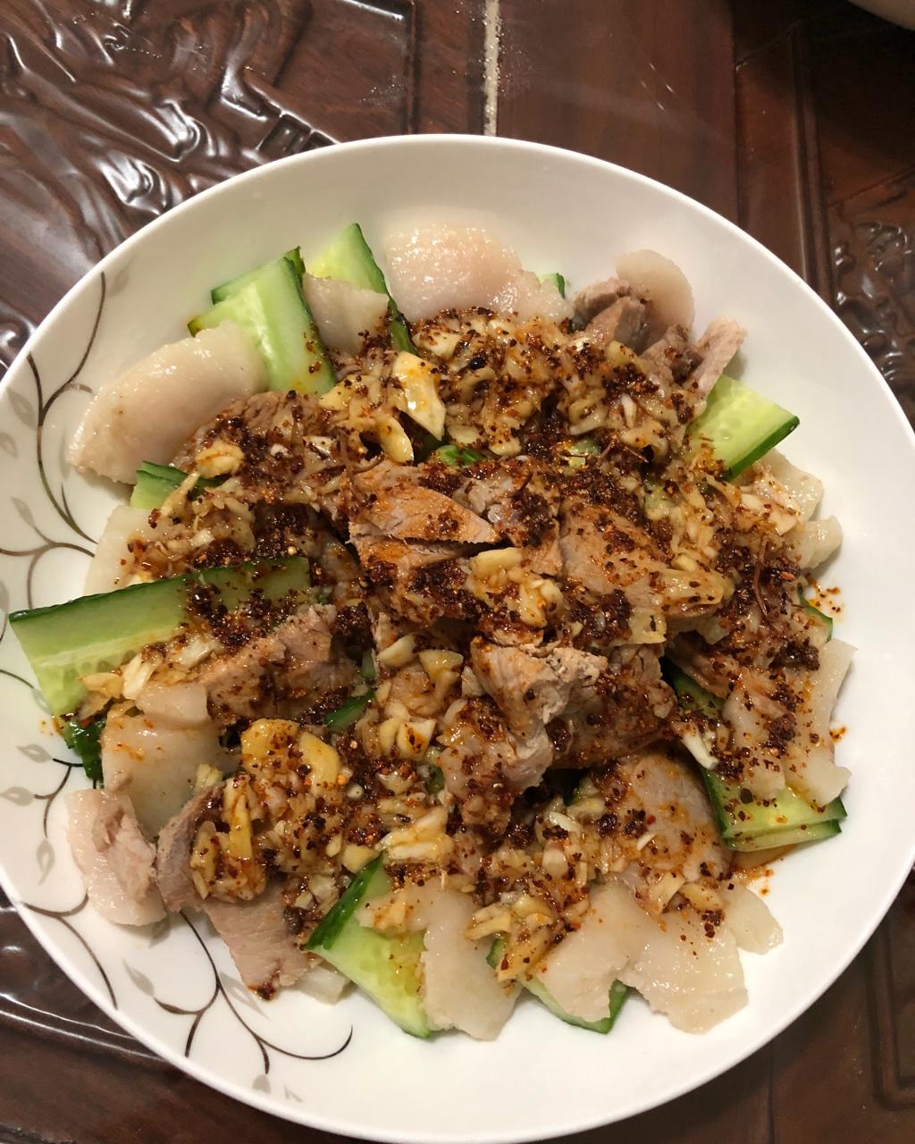 蒜泥白肉