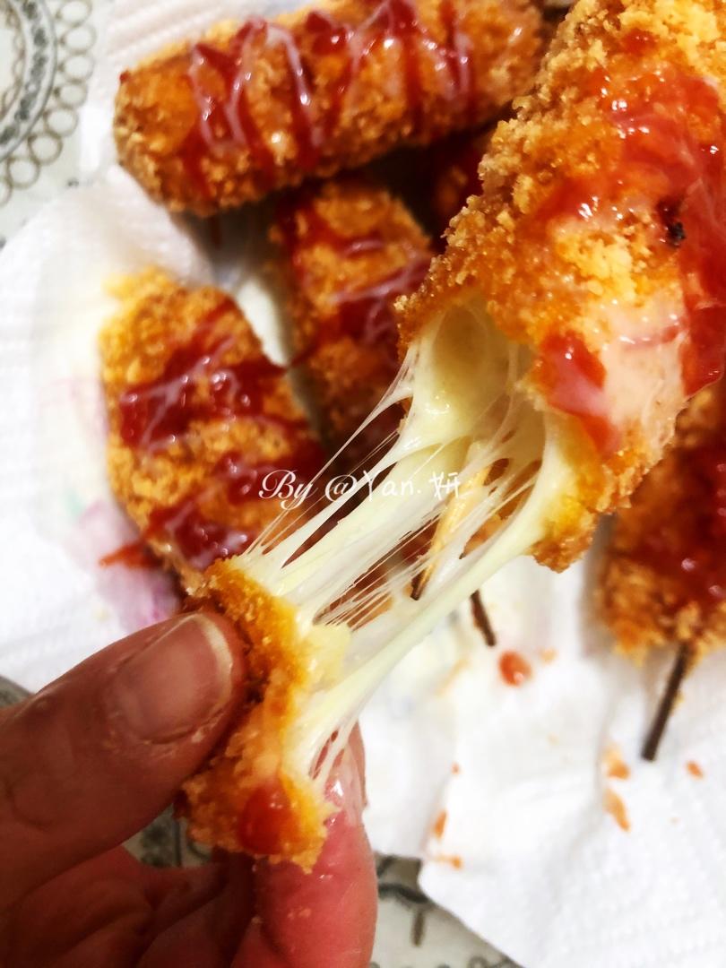 可以拉丝这么长长长的芝士热狗棒