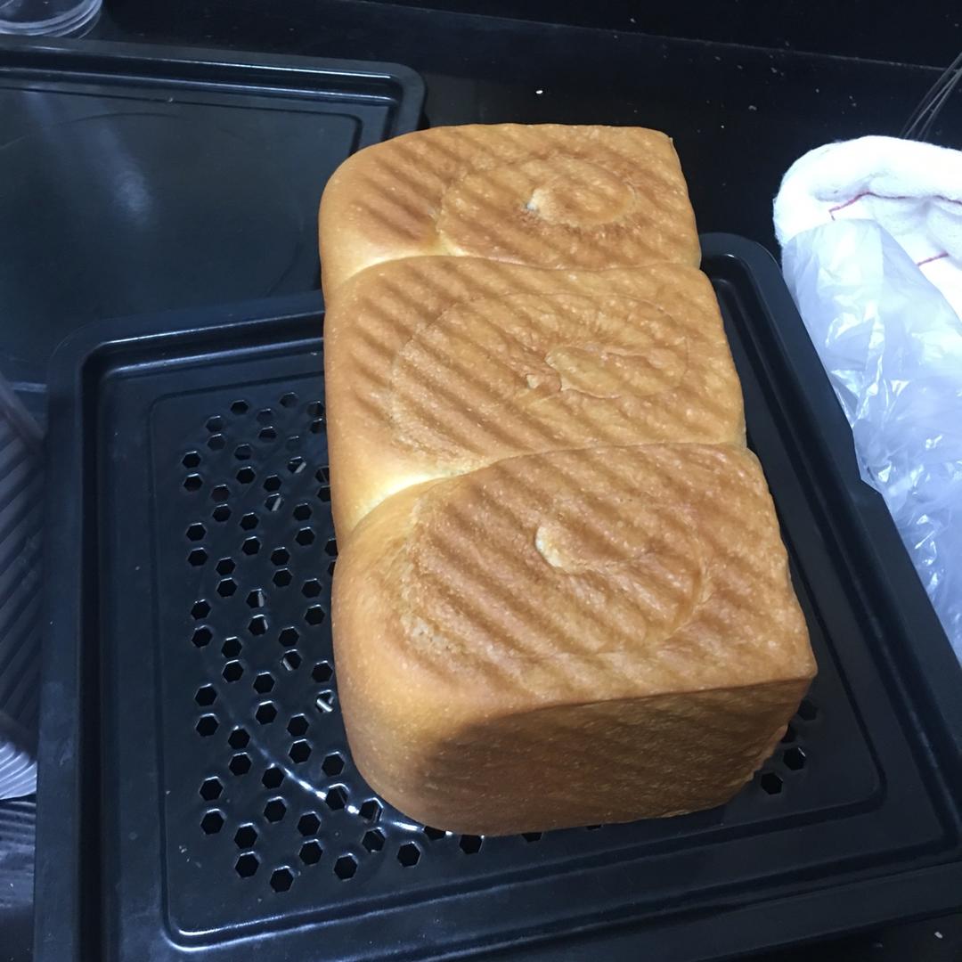 消耗淡奶油利器——恰好的淡奶油吐司