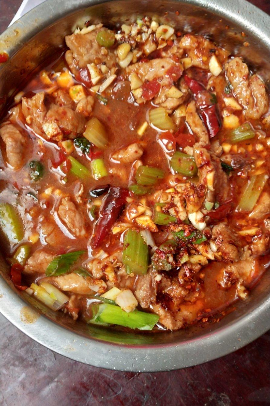 等茉莉花开做的传统水煮肉片