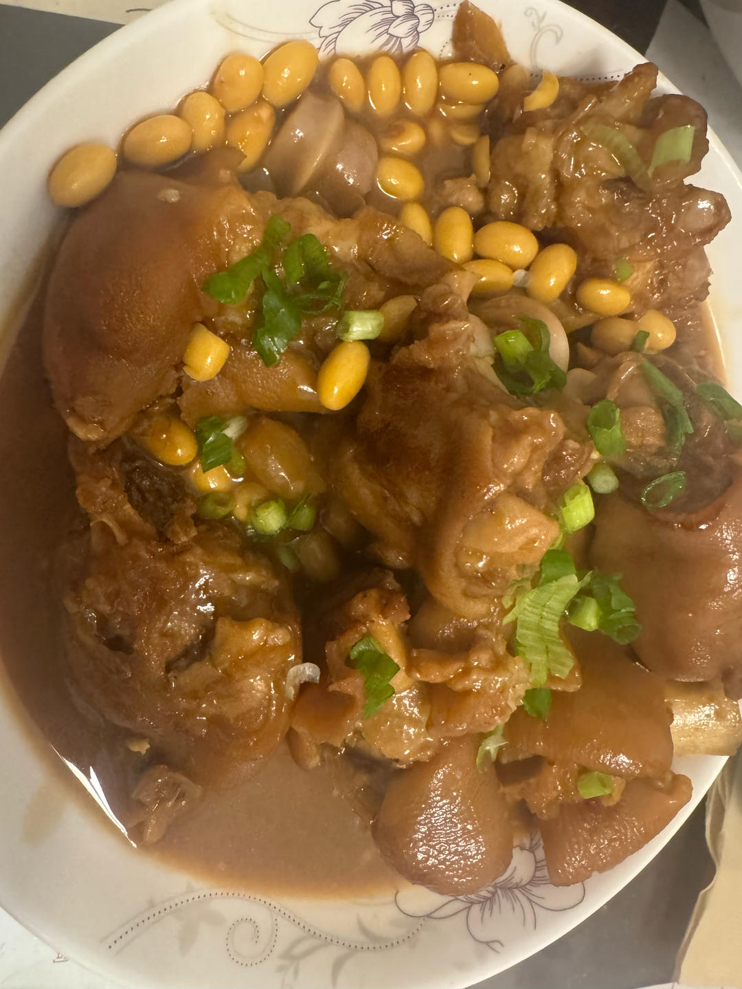 猪蹄炖黄豆