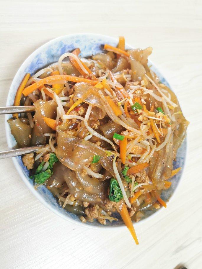杂烩炒粉皮