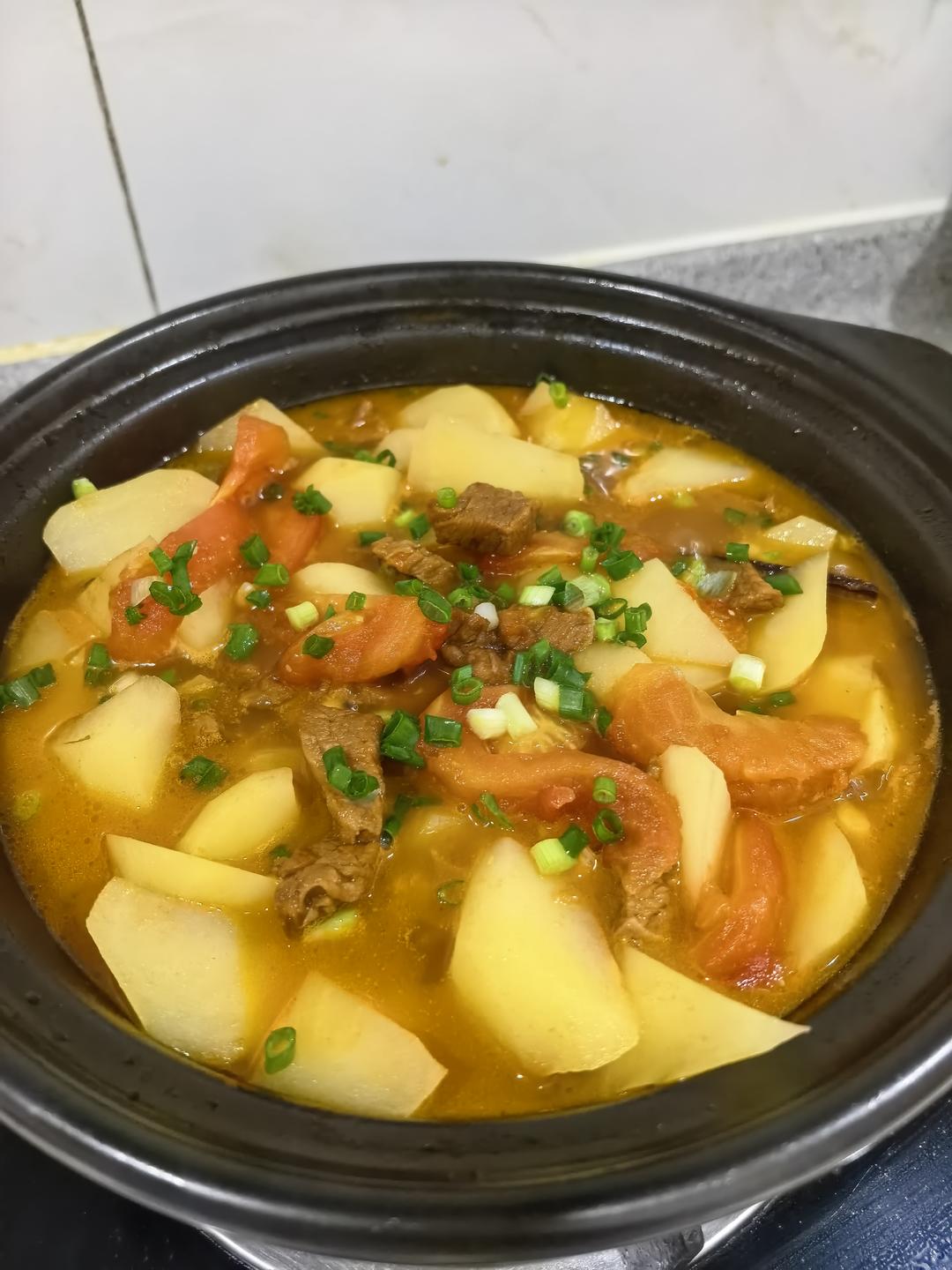 番茄土豆炖牛腩