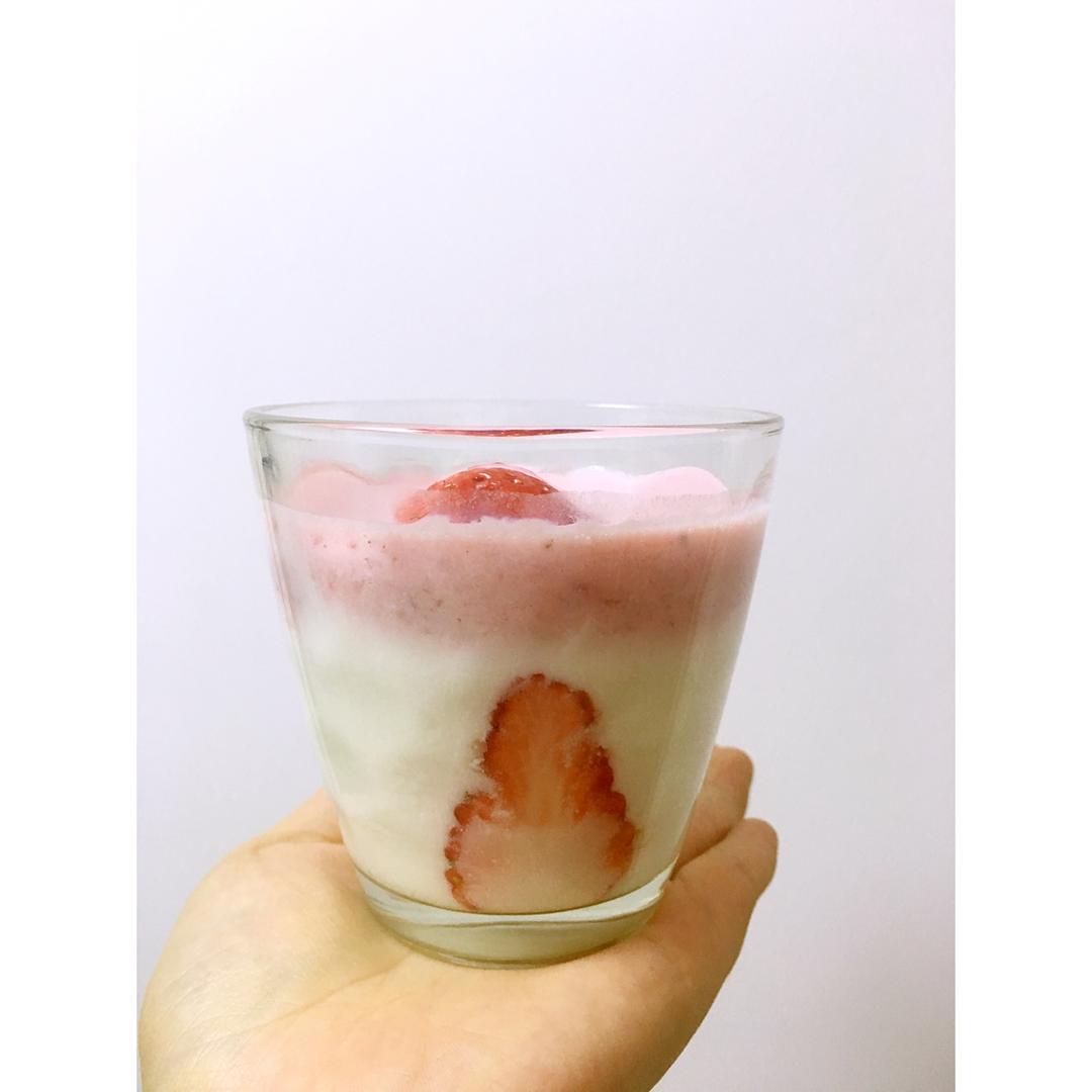 🍓草莓思慕雪🍓