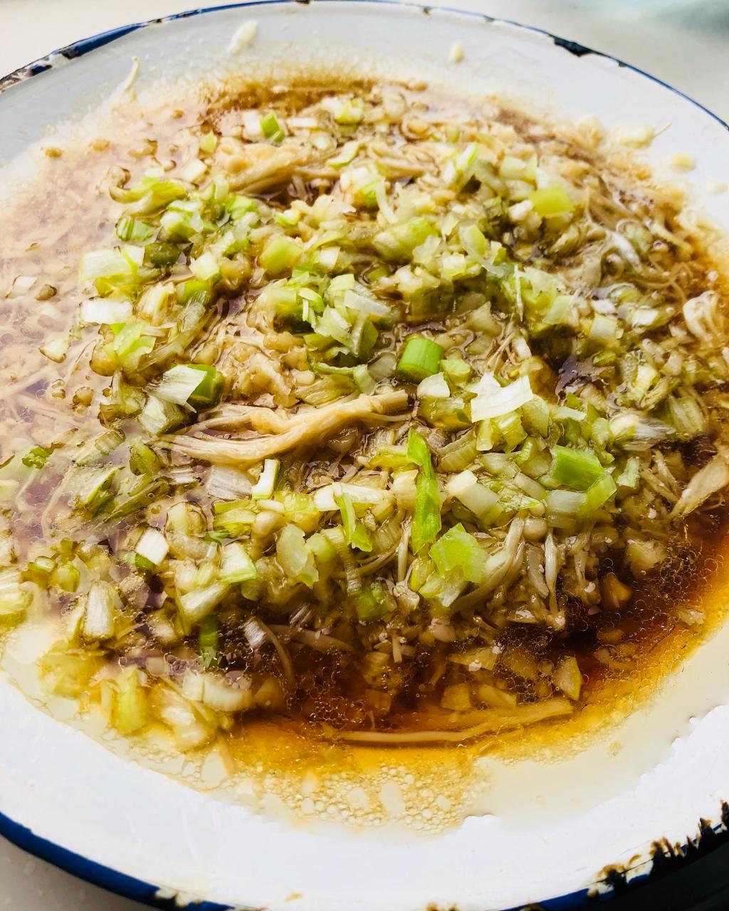 蒜蓉蒸金针菇