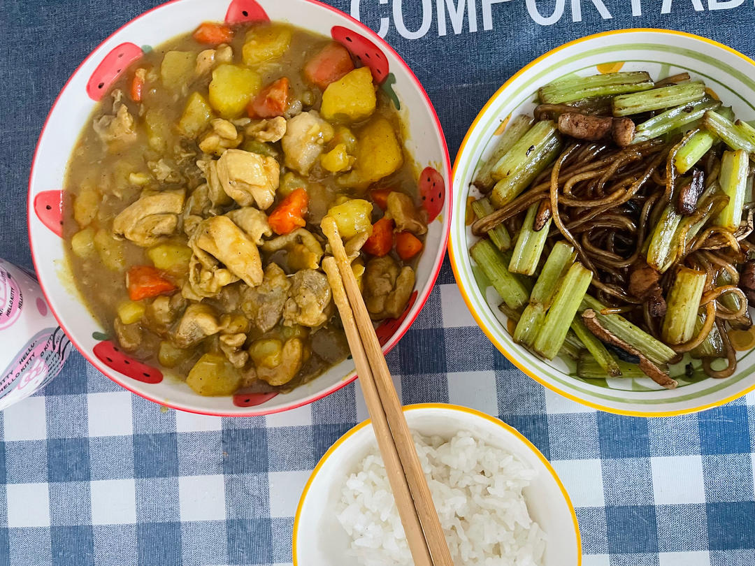 土豆咖喱鸡肉