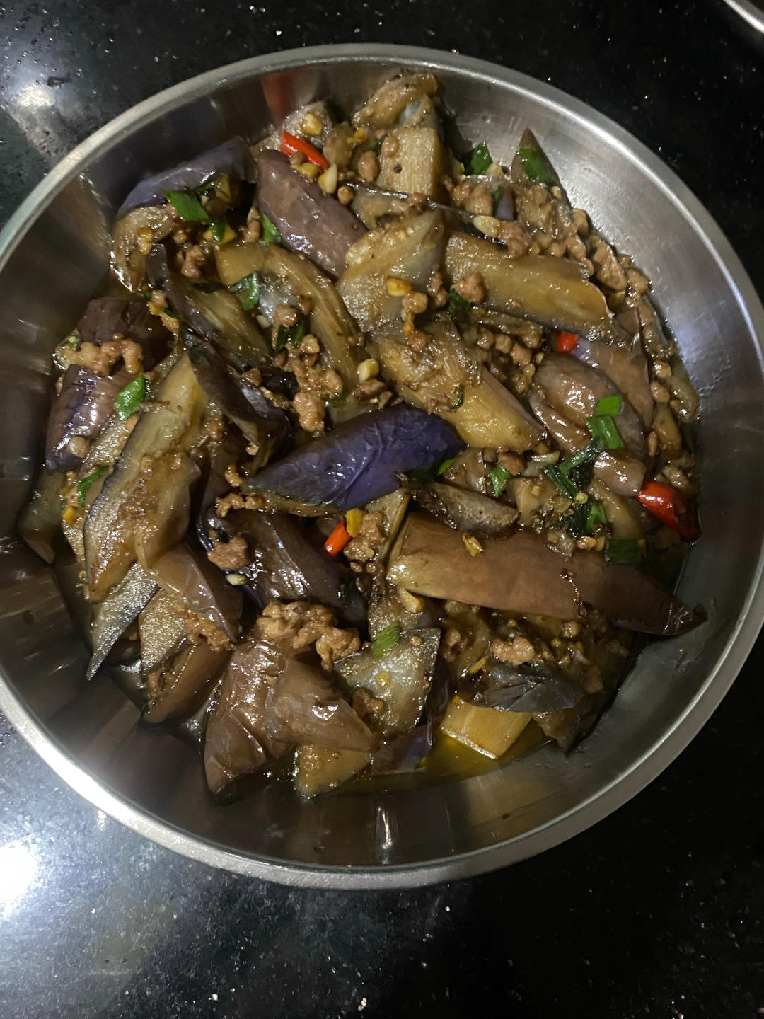 开胃下饭菜！巨简单的家常鱼香茄子煲