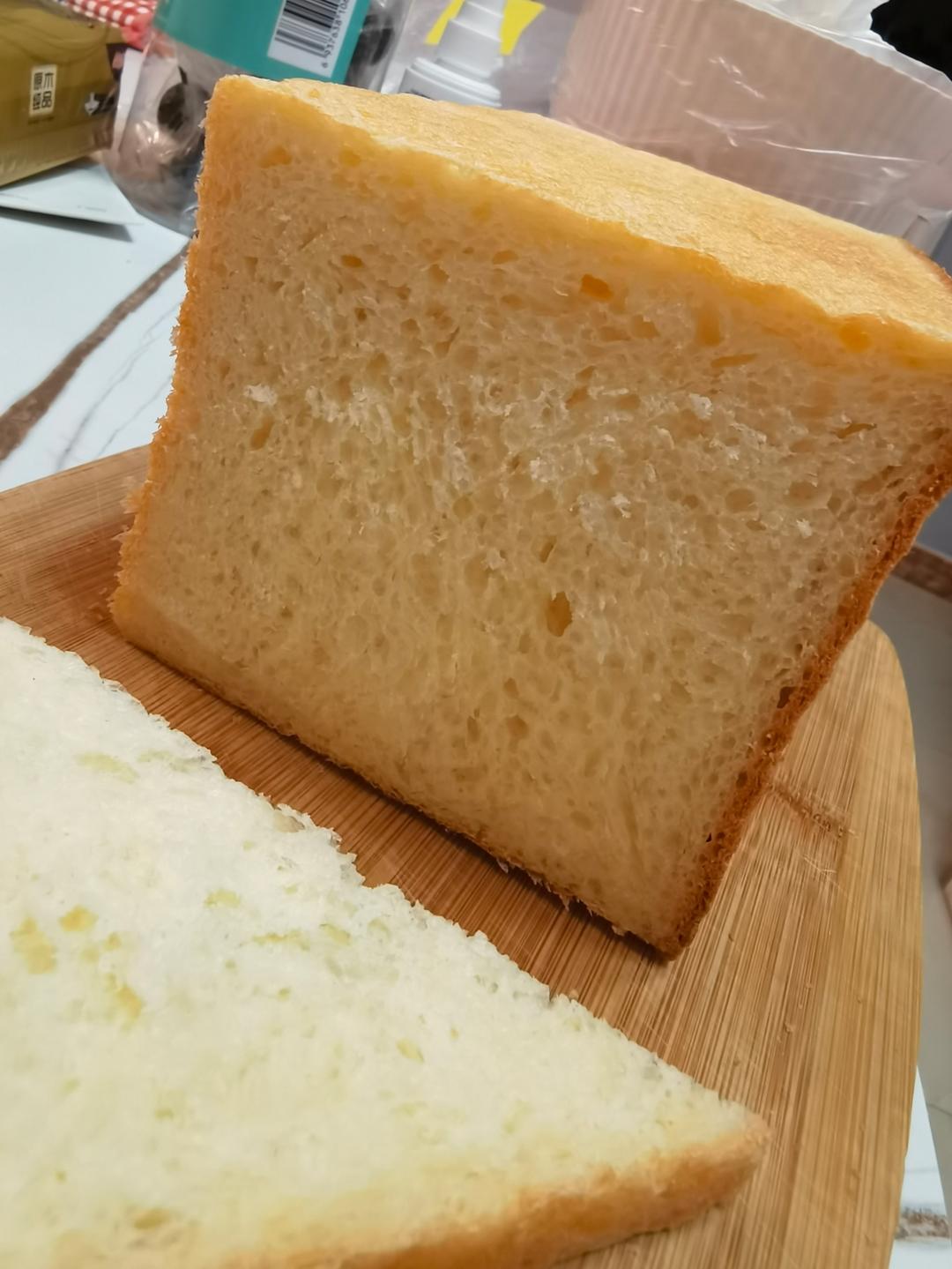 免揉中筋面粉版吐司