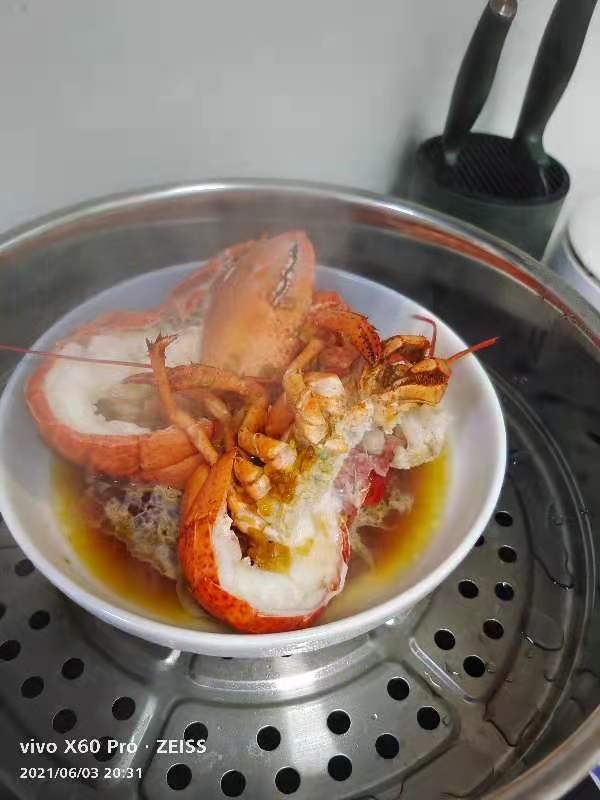 蒜蓉粉丝蒸龙虾的做法