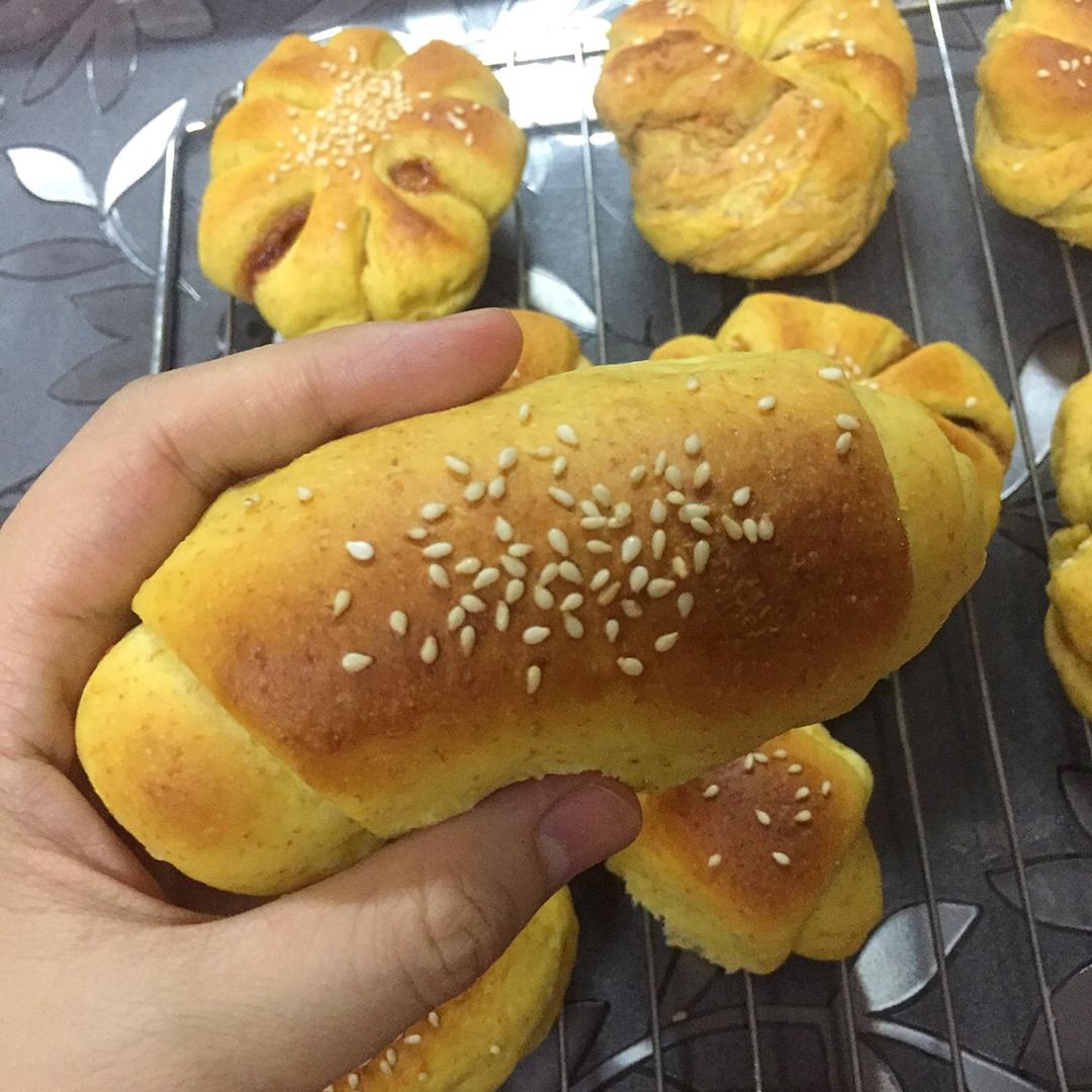 金大旺的胡萝卜小餐包