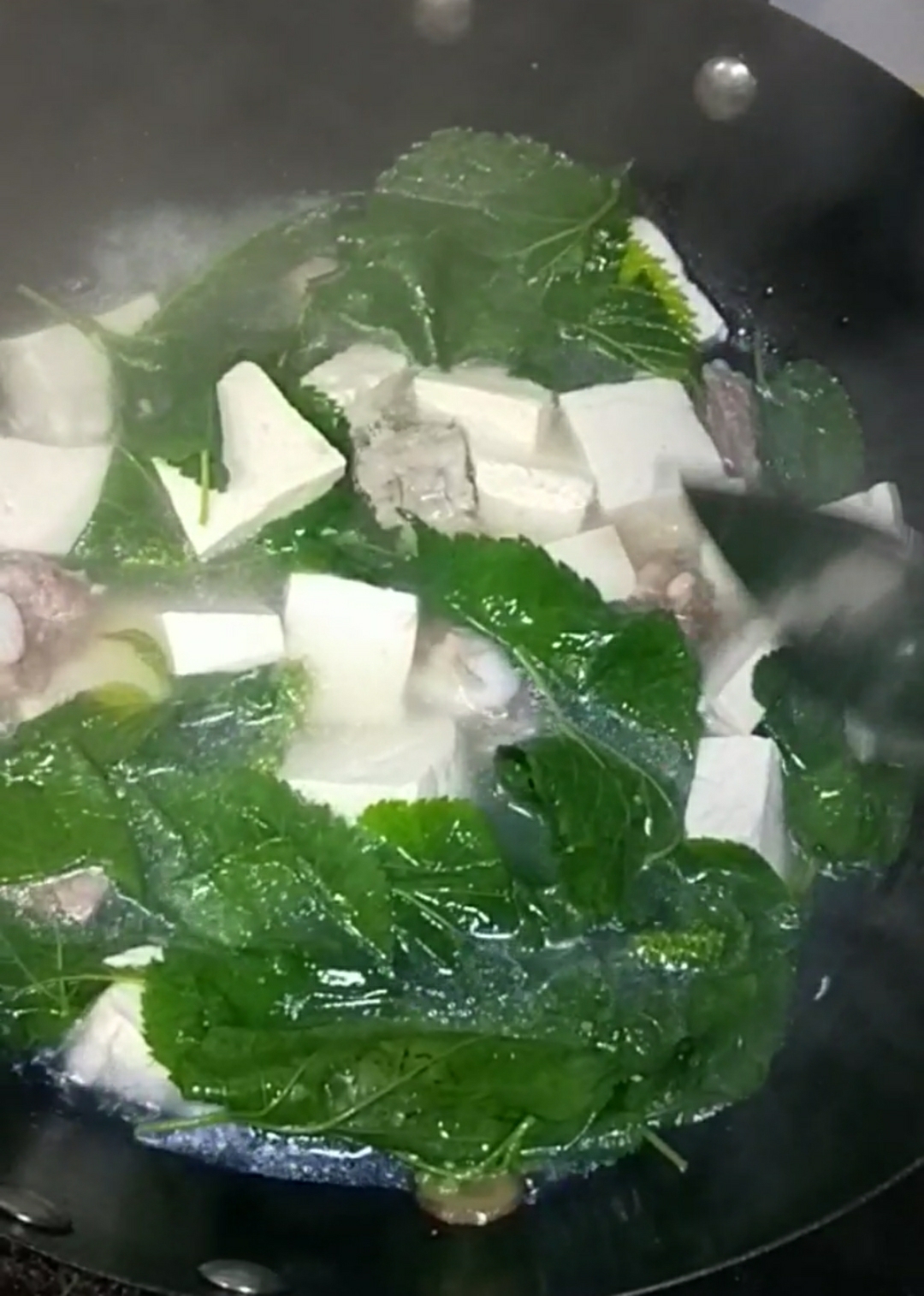 排骨桑叶豆腐汤的做法