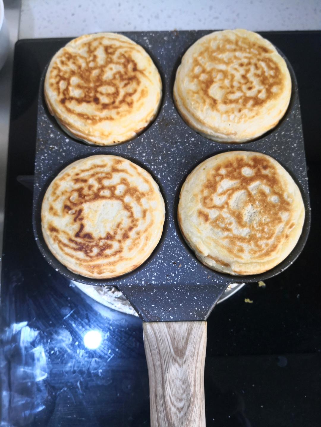 早餐霸王~沉甸甸鸡蛋汉堡