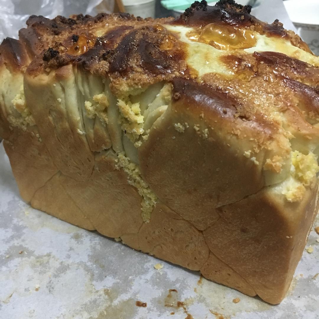 日式香浓炼乳面包