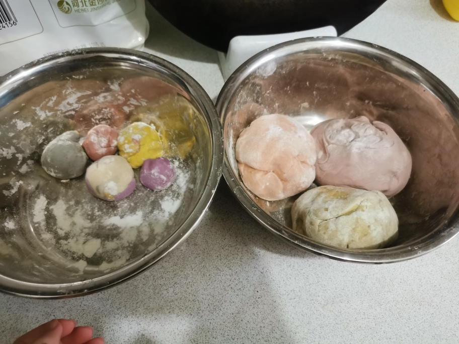 彩色饺子，面条，饼的做法 步骤3