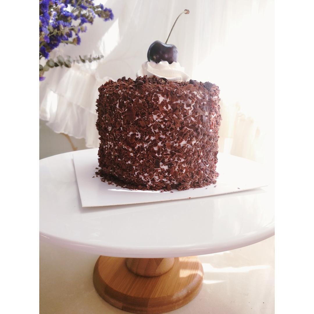 6寸可可戚风 黑森林