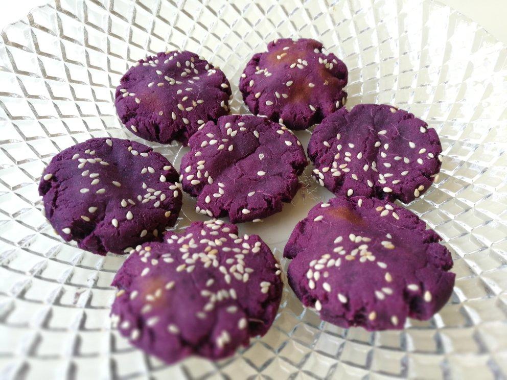 紫薯芝麻饼