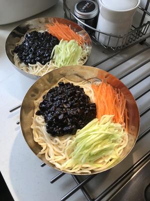 堂妈小厨——韩式炸酱面的做法 步骤25