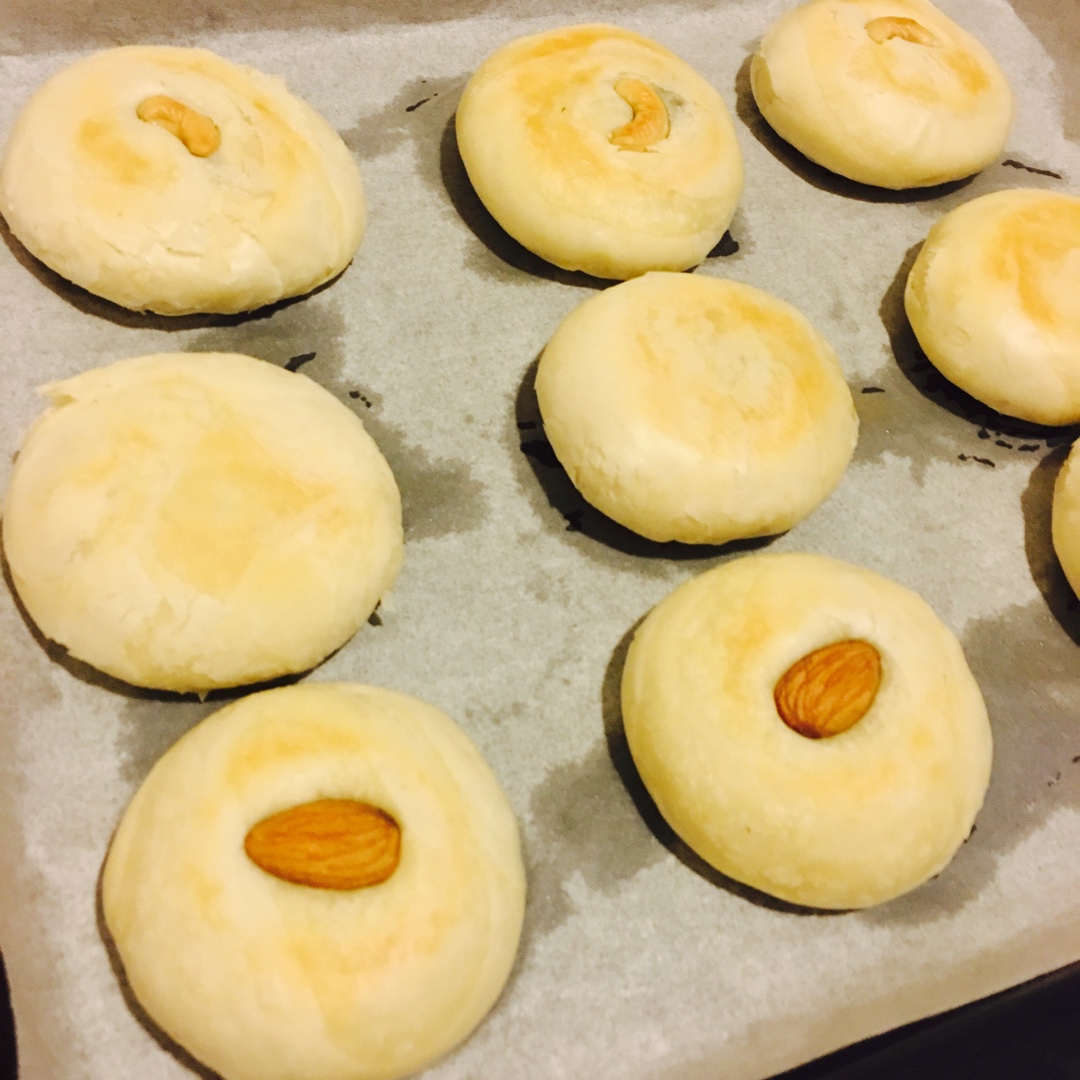 酥皮五仁月饼